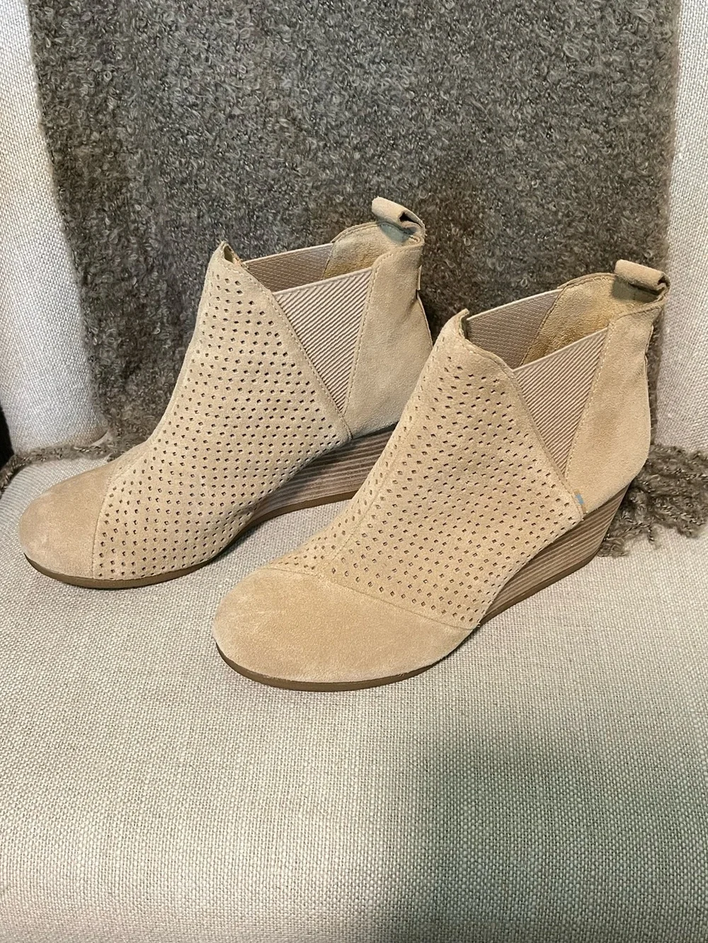 TOMS Kelsey Wedge Bootie - W8